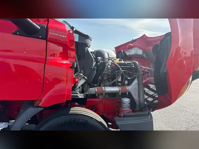 2020 FREIGHTLINER CA116