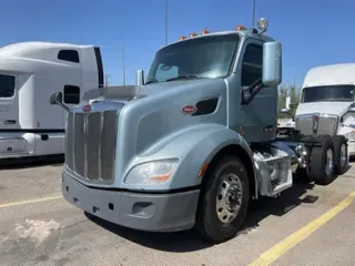 2017 Peterbilt 579