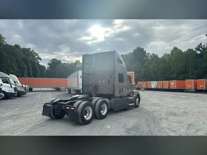 2022 International LT