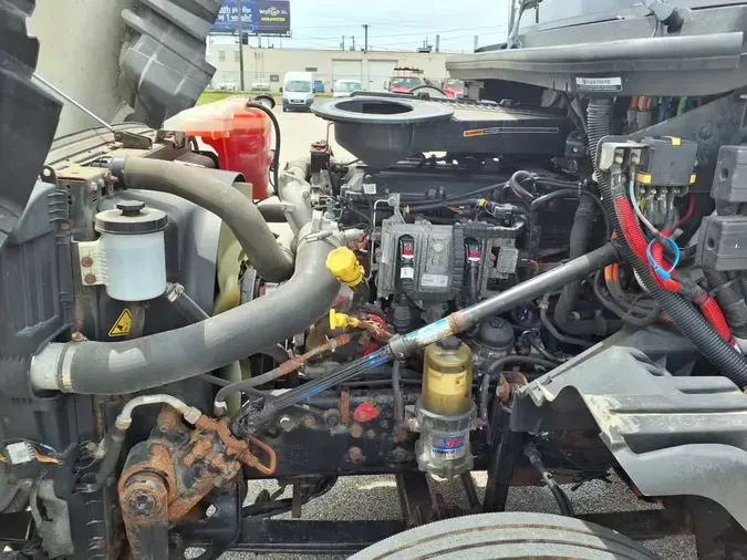 2019 NAVISTAR INTERNATIONAL LT625 DAYCAB T/A