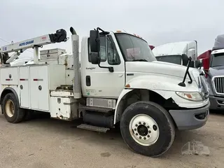 2013 INTERNATIONAL DURASTAR 4400