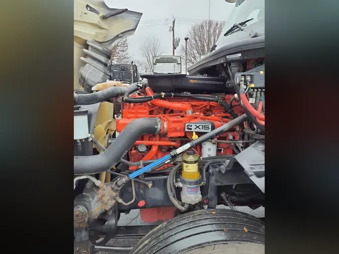 2019 NAVISTAR INTERNATIONAL LT625 DAYCAB T/A