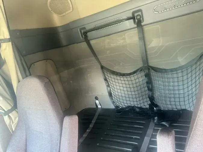 2019 FREIGHTLINER CASCADIA 125