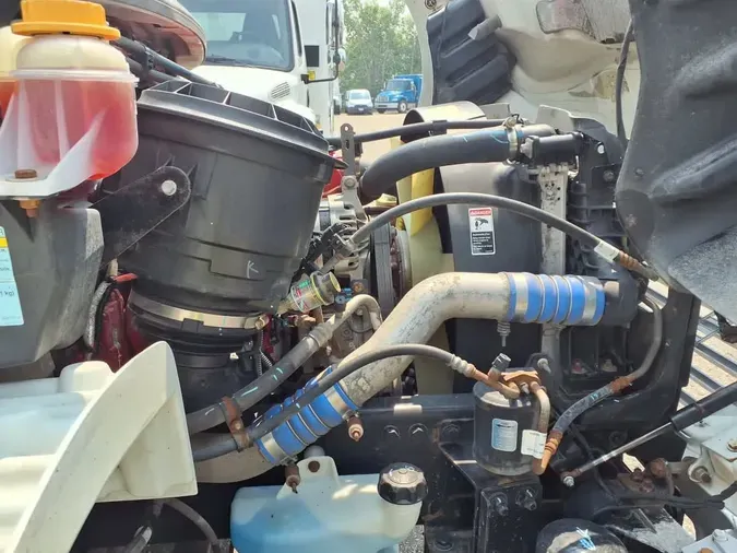 2020 FREIGHTLINER M2 106