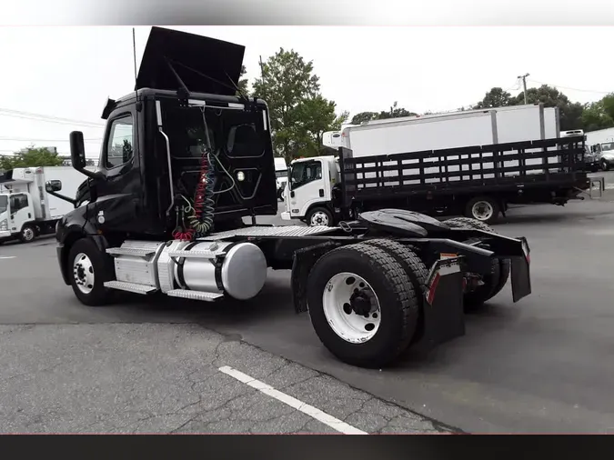 2020 FREIGHTLINER/MERCEDES NEW CASCADIA 126