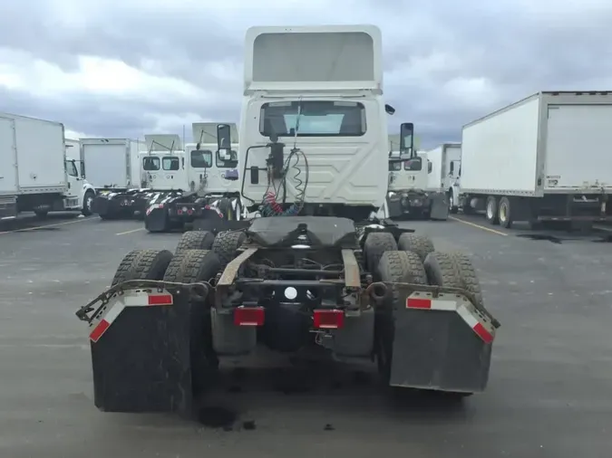 2019 NAVISTAR INTERNATIONAL LT625 DAYCAB T/A