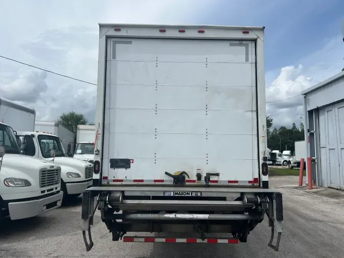 2018 FREIGHTLINER/MERCEDES M2 106