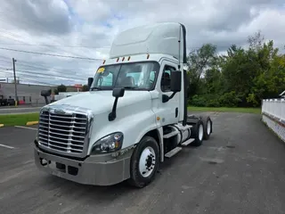2019 FREIGHTLINER/MERCEDES CASCADIA 125