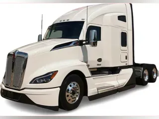 2025 Kenworth T680