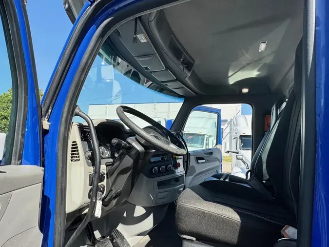 2021 Peterbilt 579
