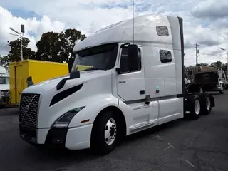 2019 VOLVO VNL64T-760