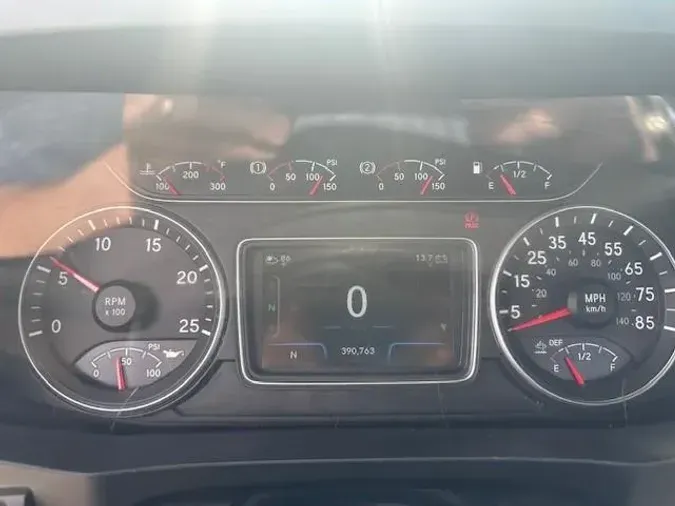 2019 International LT625