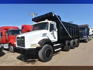 2006 MACK GRANITE CT713