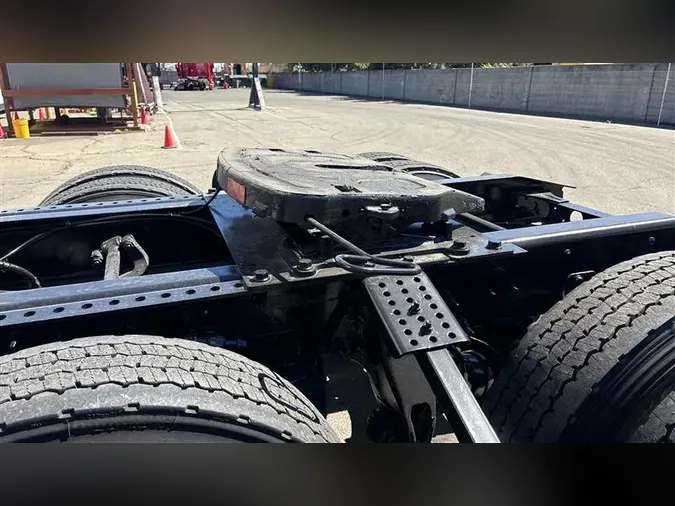 2022 INTERNATIONAL LT