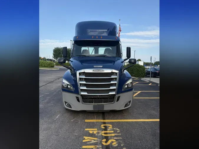 2022 Freightliner Cascadiad012fce43b287a25e85256c3c8696a48