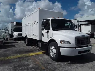 2015 Freightliner M2 106