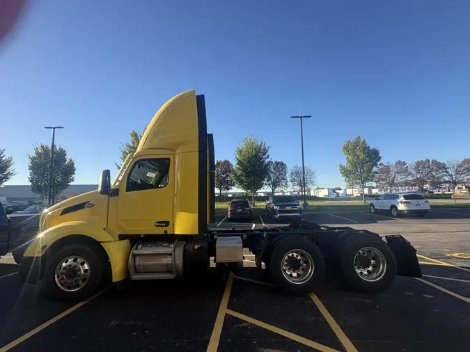 2023 Peterbilt 579