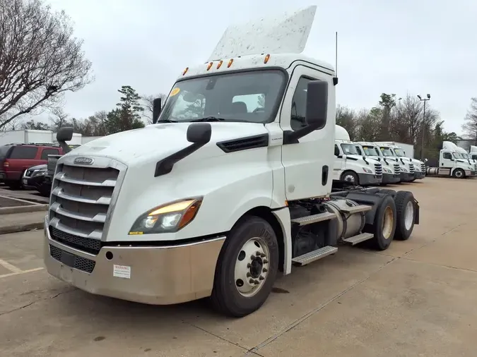 2020 FREIGHTLINER/MERCEDES NEW CASCADIA PX12664d01c2a356eda49a075d14a839e972603