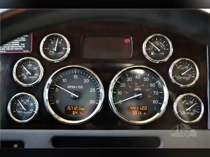 2020 PETERBILT 389