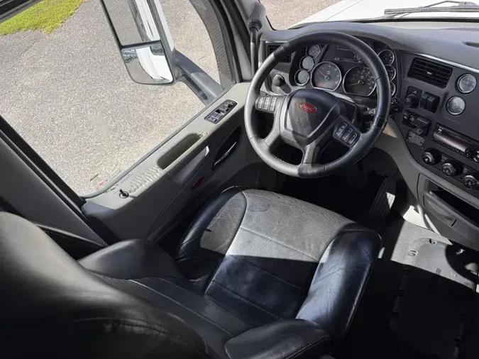 2020 Peterbilt 579