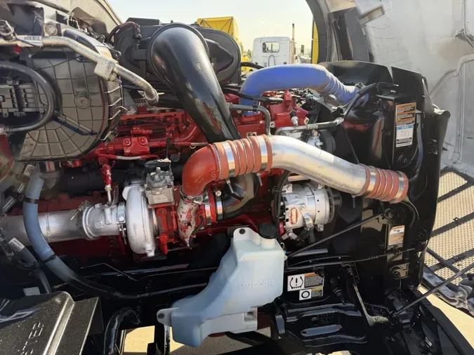 2022 Peterbilt 579d0277d4e3701a14e2f193c4b3f57cef2