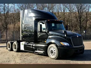 2019 International LT625 6x4