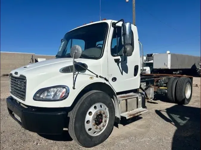 2018 FREIGHTLINER/MERCEDES M2 106d02ef4d45e69ce65ef607b250e815937