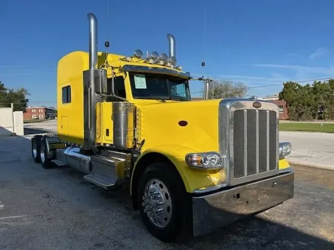 2020 Peterbilt 389