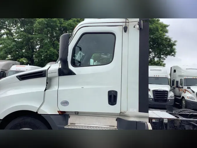 2020 Freightliner Cascadia 126d03623287c2ccbae59a1226602b888b7