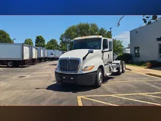 2019 NAVISTAR INTERNATIONAL LT625 DAYCAB T/A