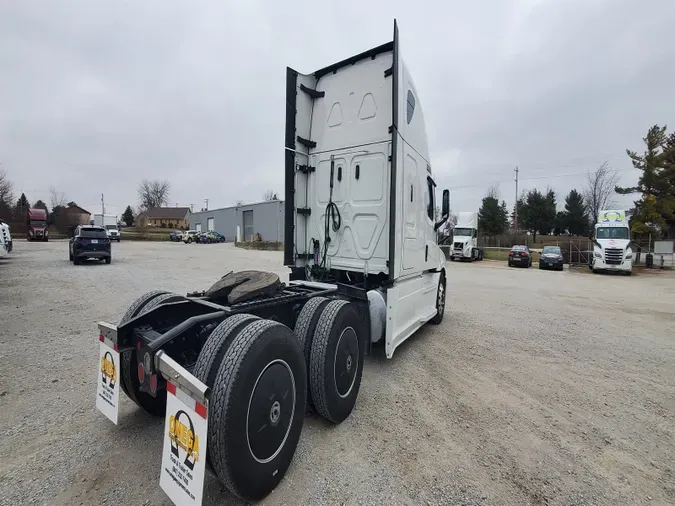 2023 FREIGHTLINER CASCADIA 126