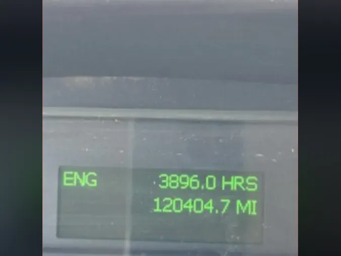 2018 FREIGHTLINER/MERCEDES M2 106