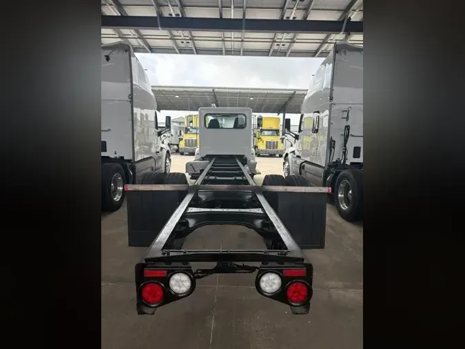 2021 Peterbilt 337d03da79f8cb1dd3e971929b976b32e36