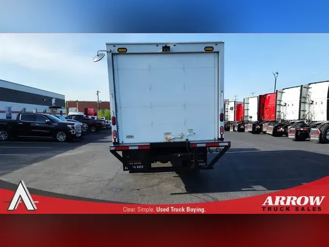 2019 HINO 195
