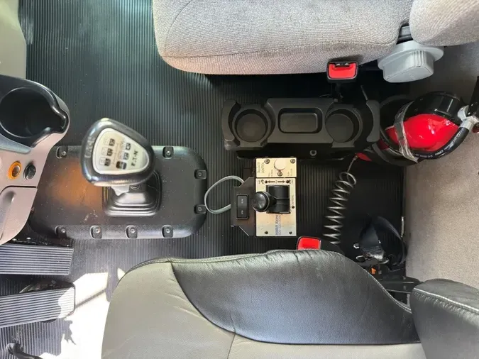 2024 Peterbilt 389