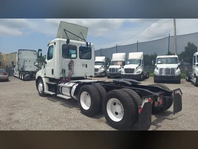 2020 FREIGHTLINER NEW CASCADIA PX12664
