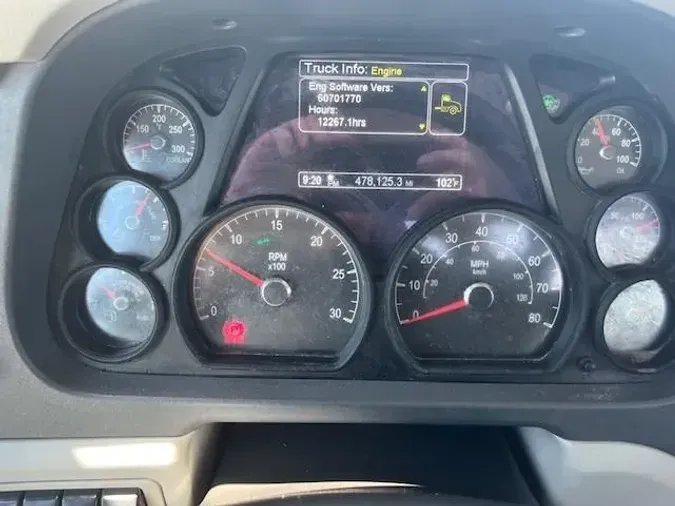 2020 Peterbilt 567