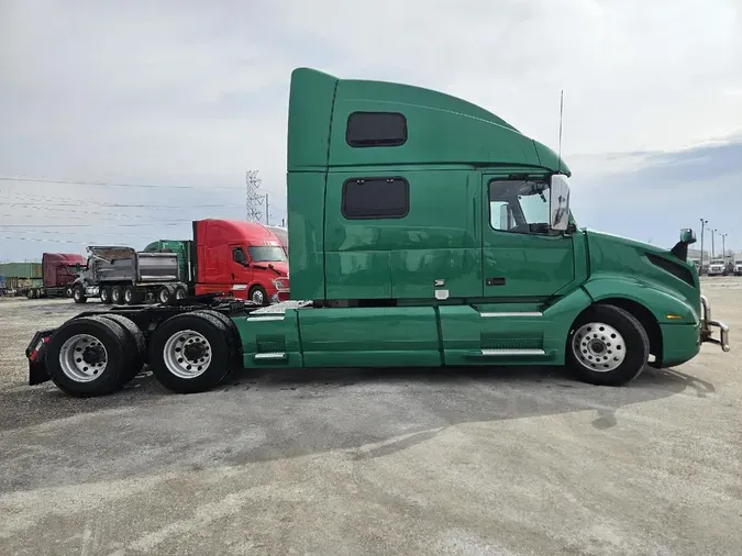 2020 VOLVO VNL64T860