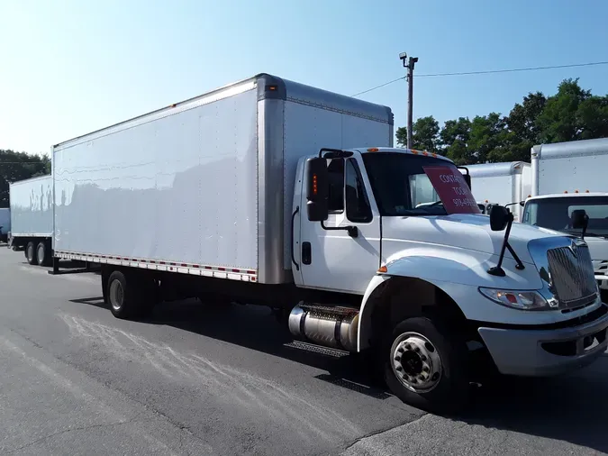 2018 NAVISTAR INTERNATIONAL 4300 LP