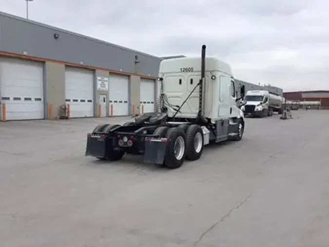 2020 Freightliner Cascadia