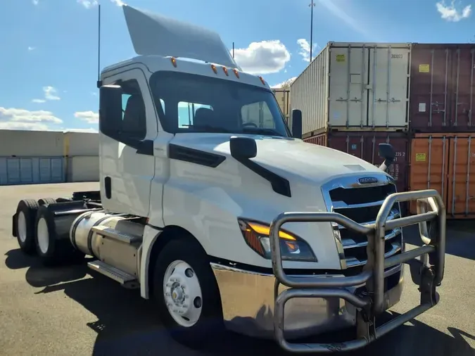 2020 FREIGHTLINER/MERCEDES NEW CASCADIA PX12664d04b300081ab0b1a3275d7e1f11d8dfe