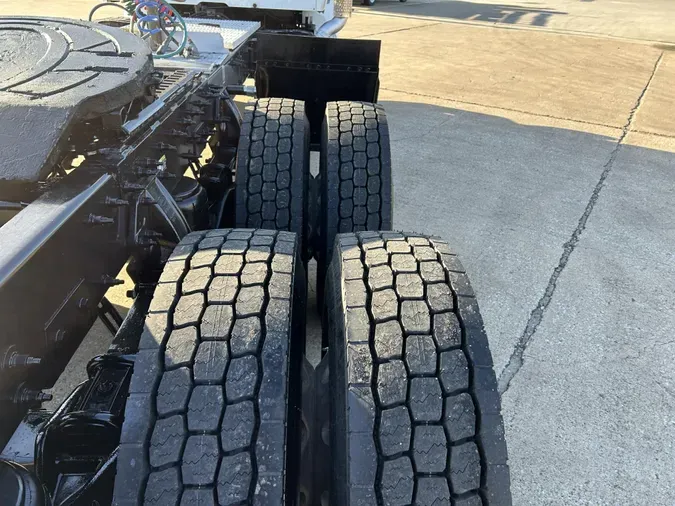 2021 Peterbilt 567