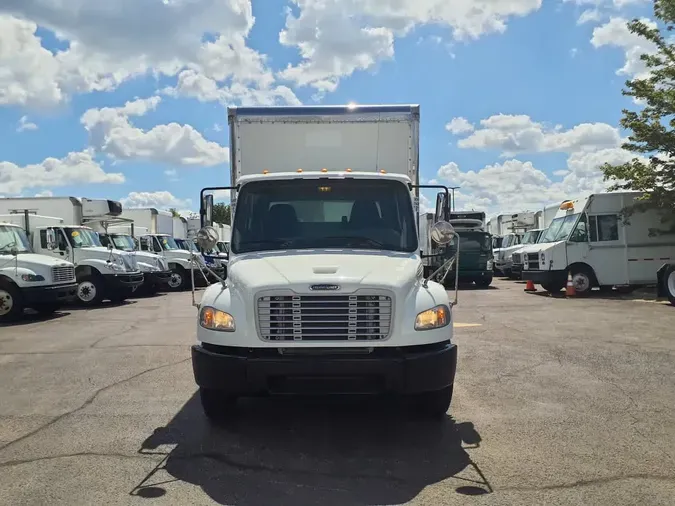 2019 FREIGHTLINER M2 106