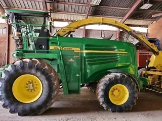 2012 John Deere 7750