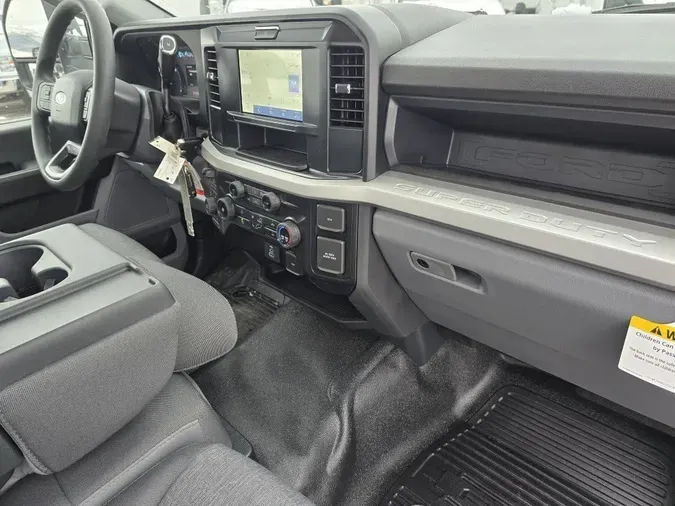 2024 Ford Super Duty F-550 DRW