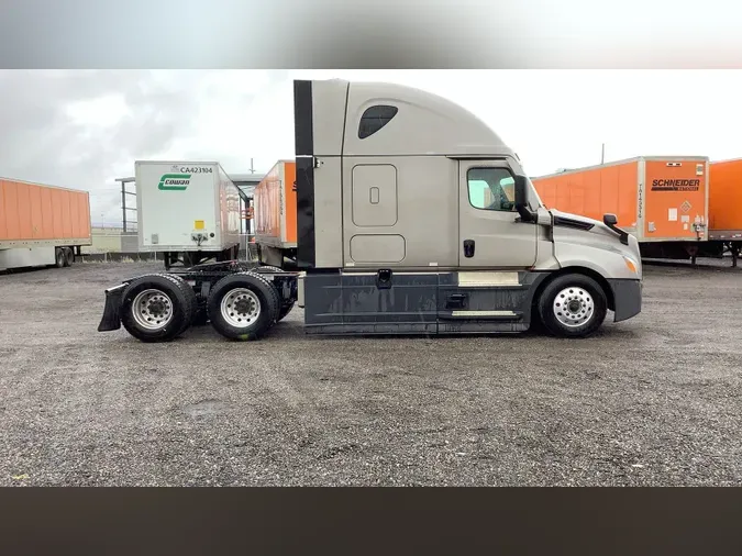 2024 Freightliner Cascadia