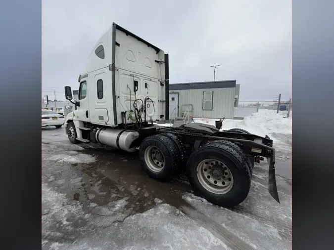 2019 FREIGHTLINER/MERCEDES CASCADIA 125