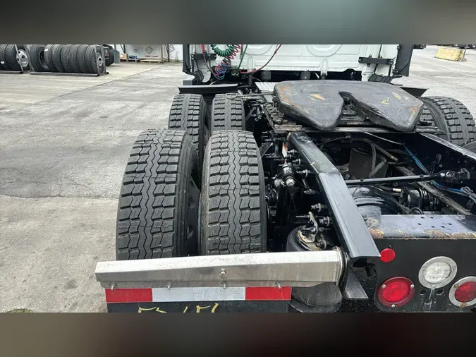 2022 Freightliner Cascadia 126d05e5a94da765b8a1f064877fa839912