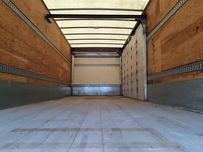 2019 FREIGHTLINER M2 106