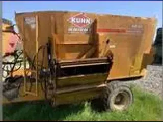 0 Kuhn Knight 5032